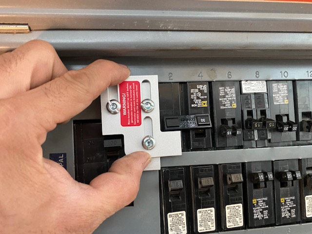 Commercial electrical work by licensed electrical contractor Michigan